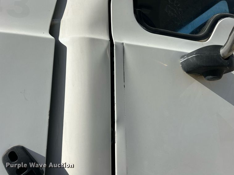 image for item EV9400 2004 Mack CV513  ready mix truck