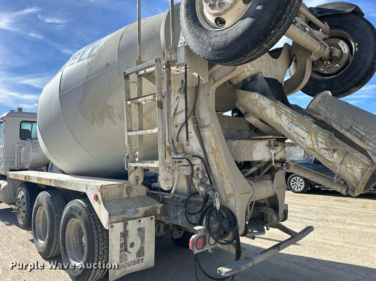 image for item EV9400 2004 Mack CV513  ready mix truck