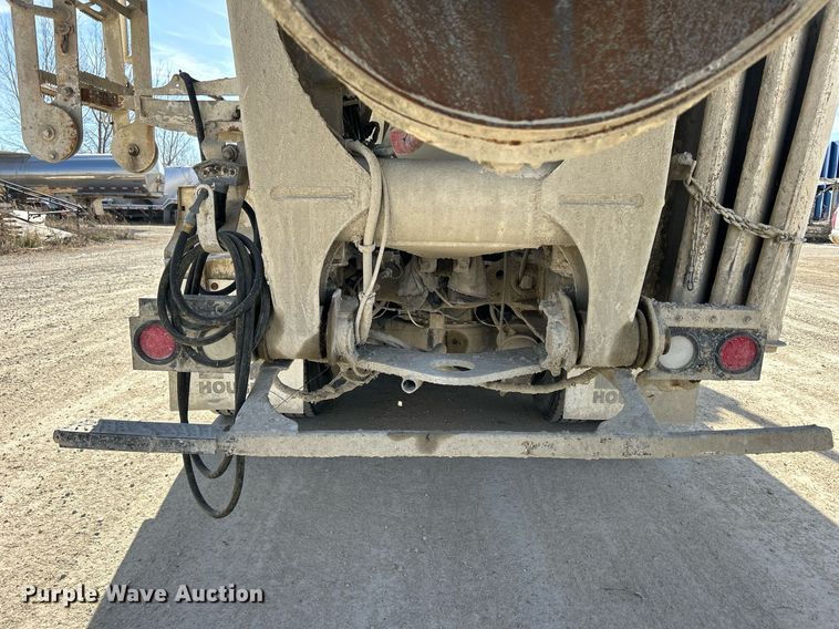 image for item EV9400 2004 Mack CV513  ready mix truck