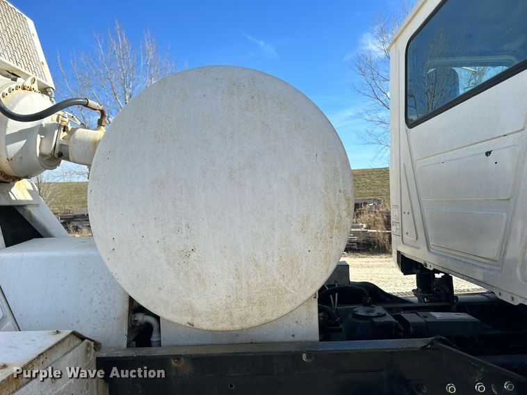 image for item EV9400 2004 Mack CV513  ready mix truck