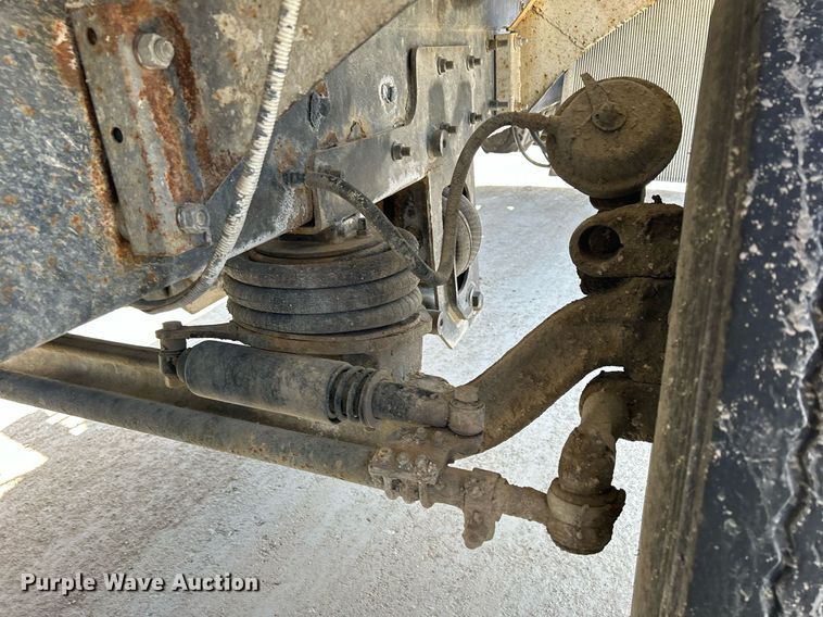 image for item EV9400 2004 Mack CV513  ready mix truck