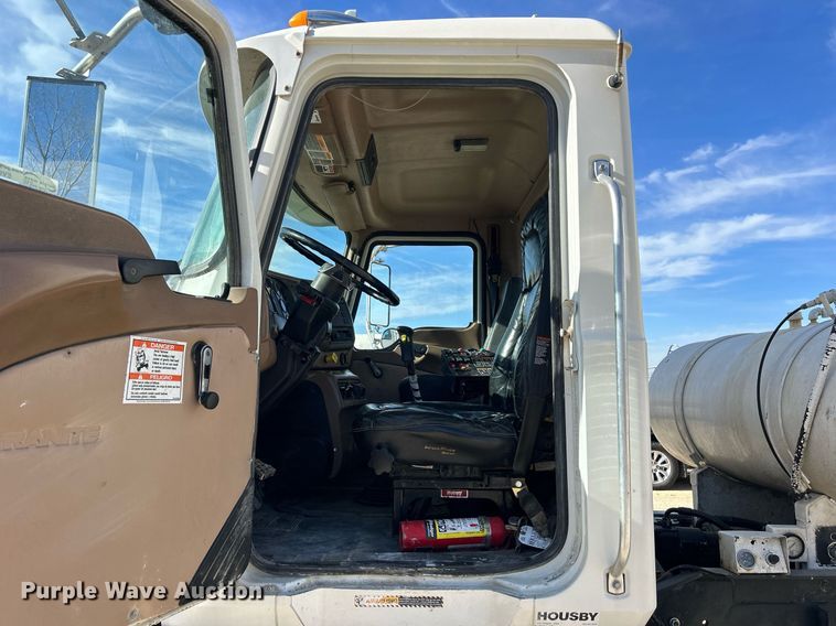 image for item EV9400 2004 Mack CV513  ready mix truck