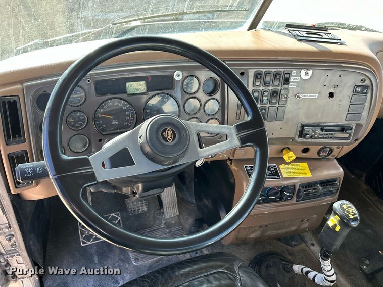 image for item EV9400 2004 Mack CV513  ready mix truck