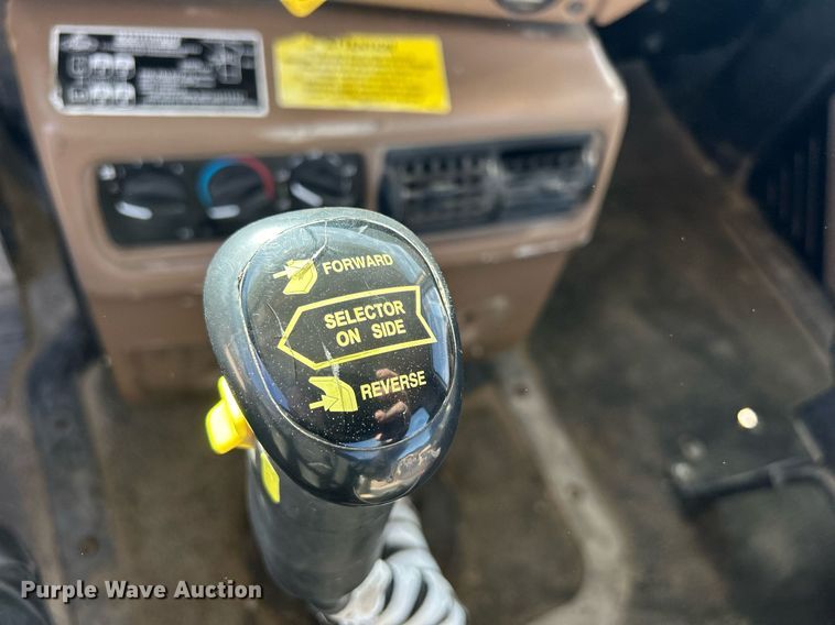 image for item EV9400 2004 Mack CV513  ready mix truck