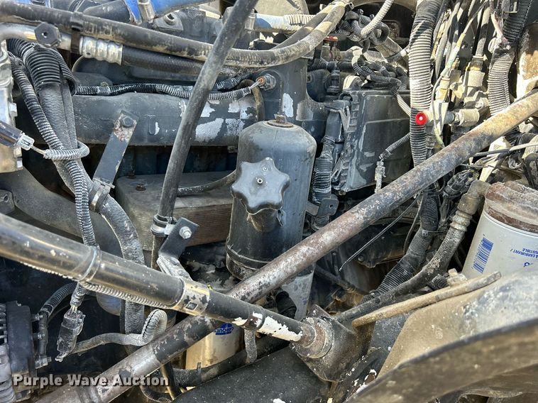 image for item EV9400 2004 Mack CV513  ready mix truck