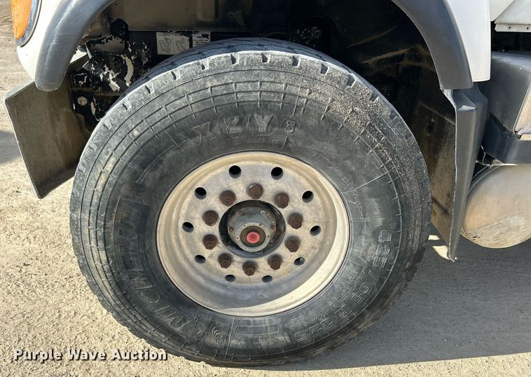 image for item EV9400 2004 Mack CV513  ready mix truck