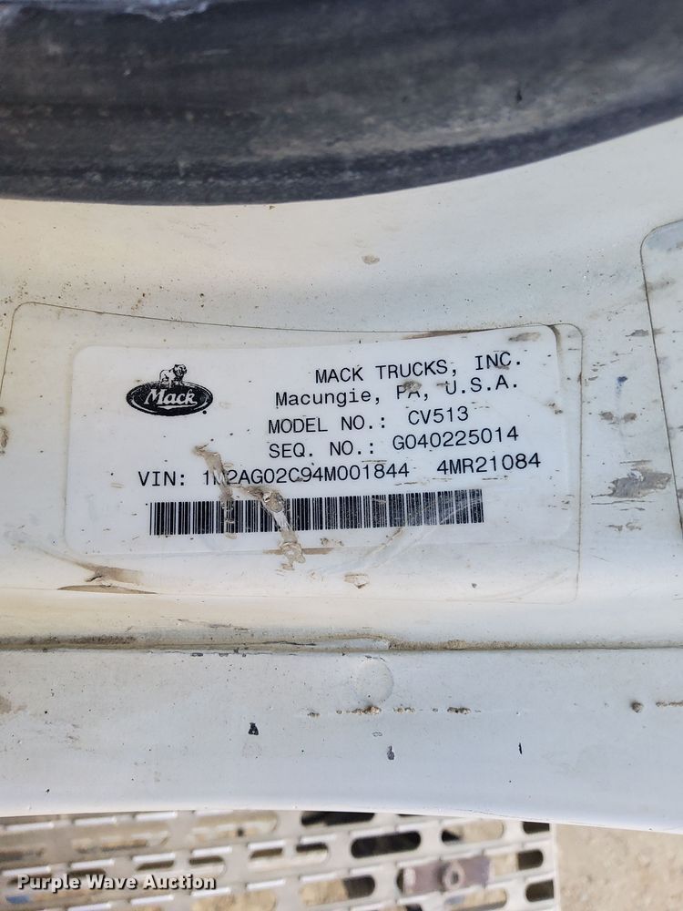 image for item EV9400 2004 Mack CV513  ready mix truck