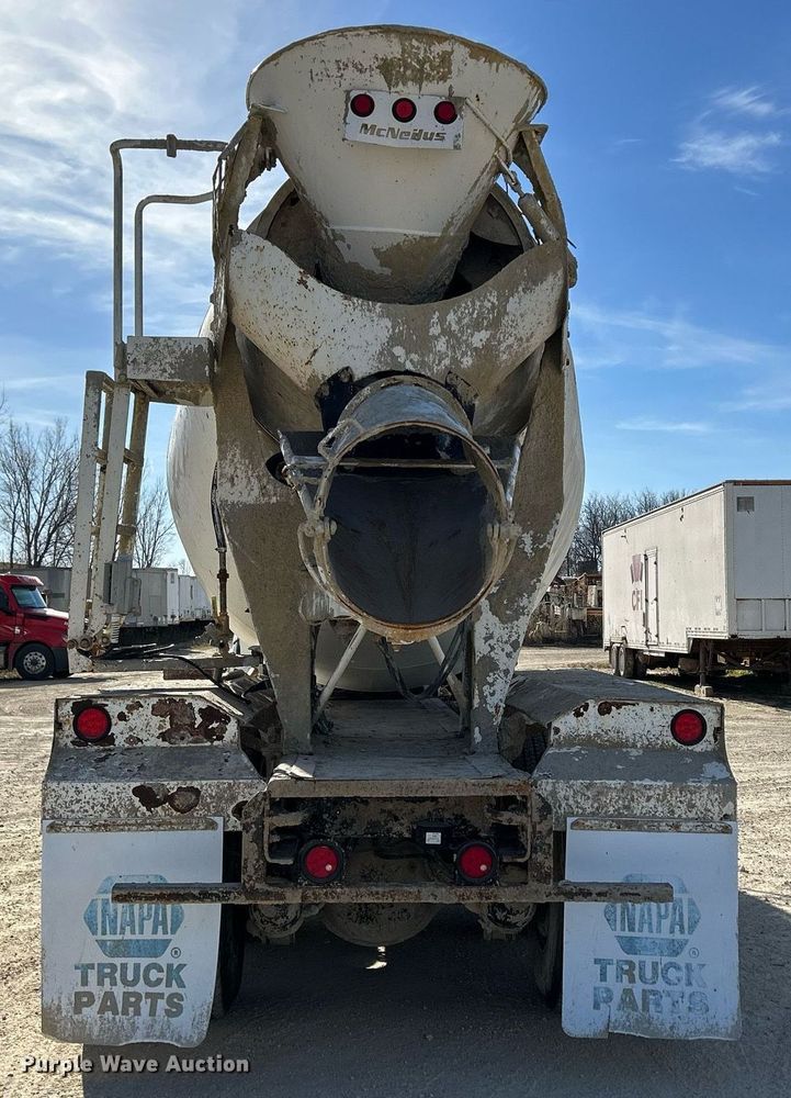 image for item EV9401 2003 Sterling LT9500  ready mix truck