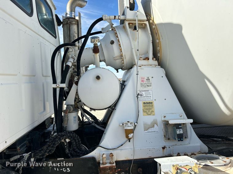 image for item EV9401 2003 Sterling LT9500  ready mix truck