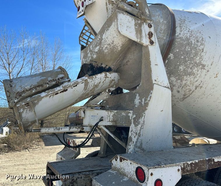 image for item EV9401 2003 Sterling LT9500  ready mix truck