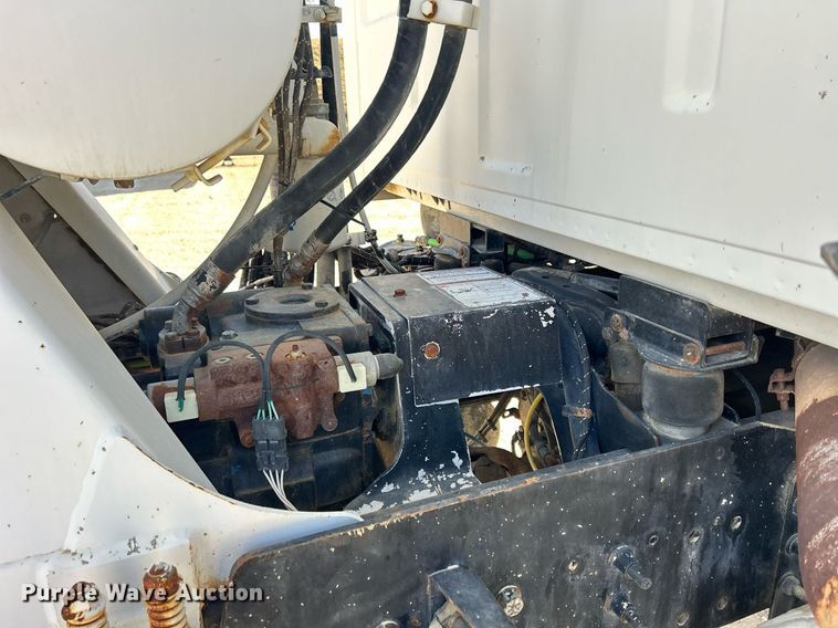 image for item EV9401 2003 Sterling LT9500  ready mix truck