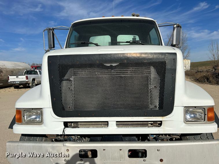 image for item EV9401 2003 Sterling LT9500  ready mix truck