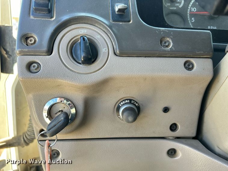 image for item EV9401 2003 Sterling LT9500  ready mix truck