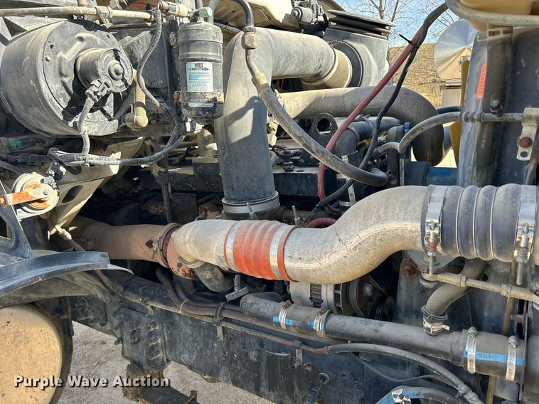 image for item EV9401 2003 Sterling LT9500  ready mix truck