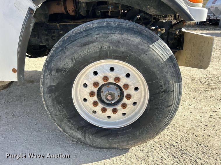 image for item EV9401 2003 Sterling LT9500  ready mix truck