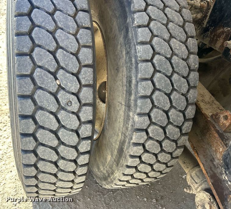 image for item EV9401 2003 Sterling LT9500  ready mix truck