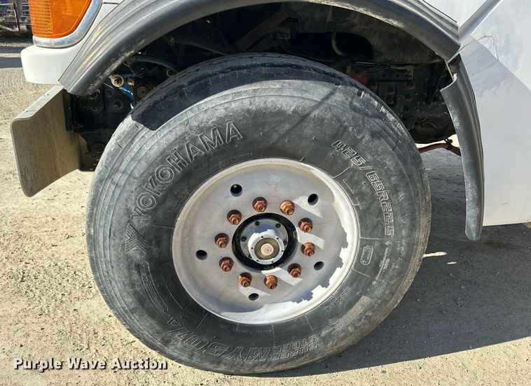 image for item EV9401 2003 Sterling LT9500  ready mix truck