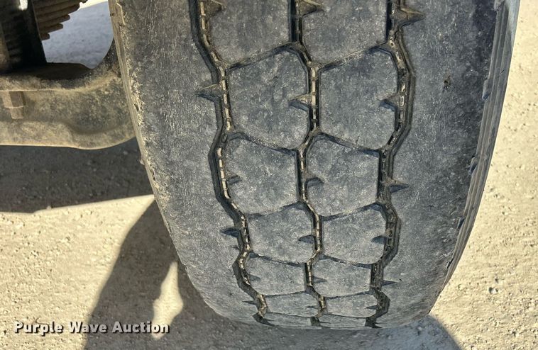 image for item EV9401 2003 Sterling LT9500  ready mix truck