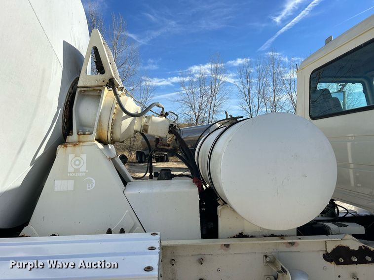 image for item EV9402 2007 Mack CV500  ready mix truck