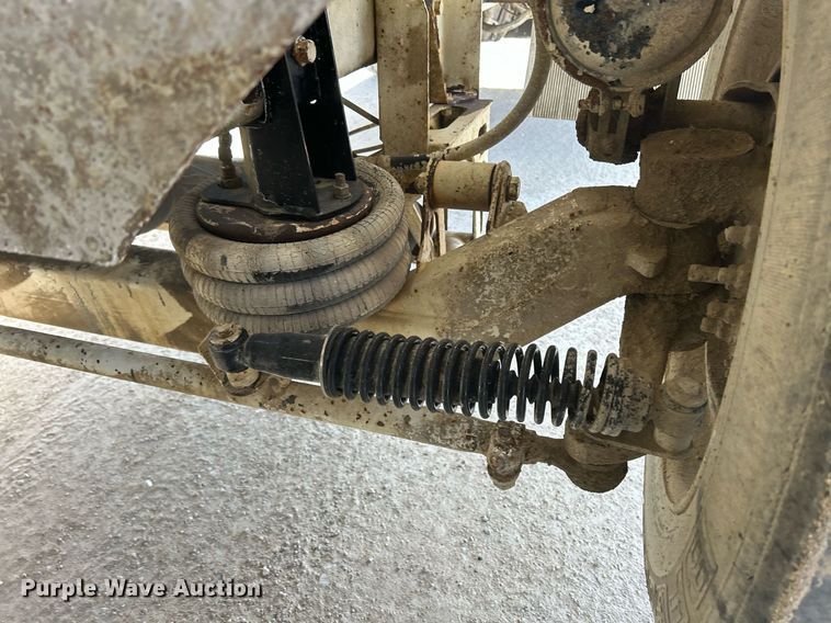 image for item EV9402 2007 Mack CV500  ready mix truck