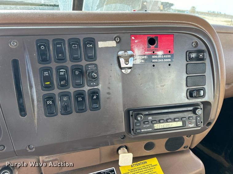 image for item EV9402 2007 Mack CV500  ready mix truck