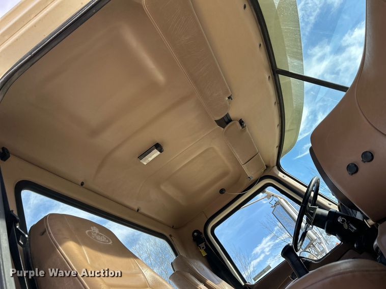 image for item EV9402 2007 Mack CV500  ready mix truck