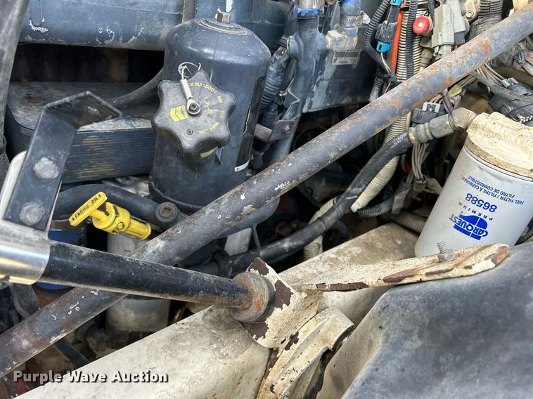 image for item EV9402 2007 Mack CV500  ready mix truck