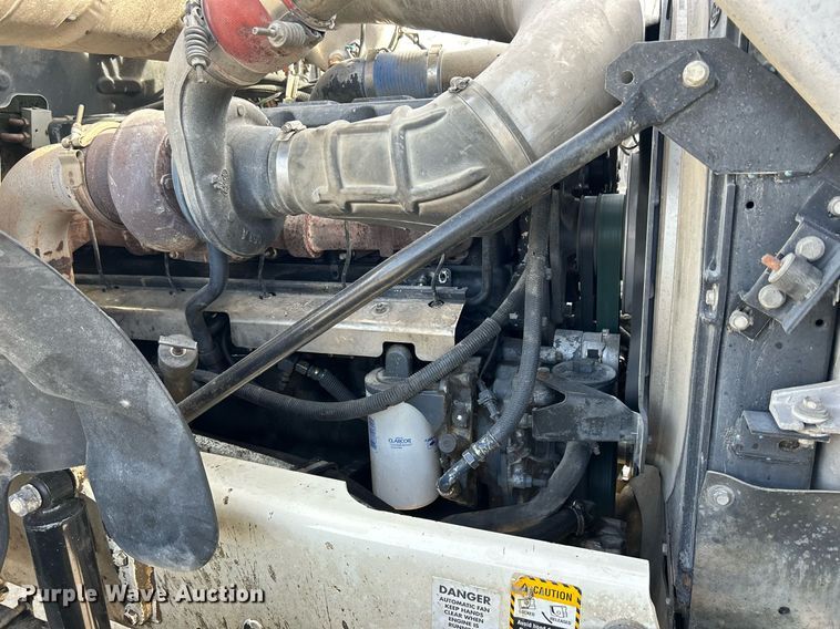 image for item EV9402 2007 Mack CV500  ready mix truck