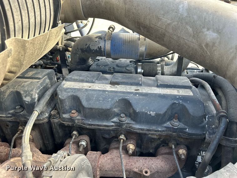 image for item EV9402 2007 Mack CV500  ready mix truck