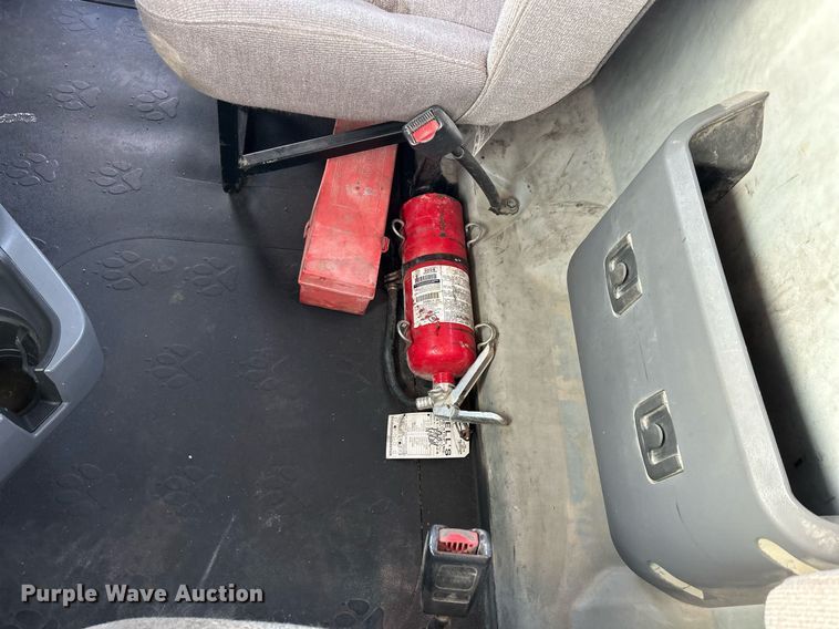 image for item EV9403 2017 Mack CXU613  semi truck