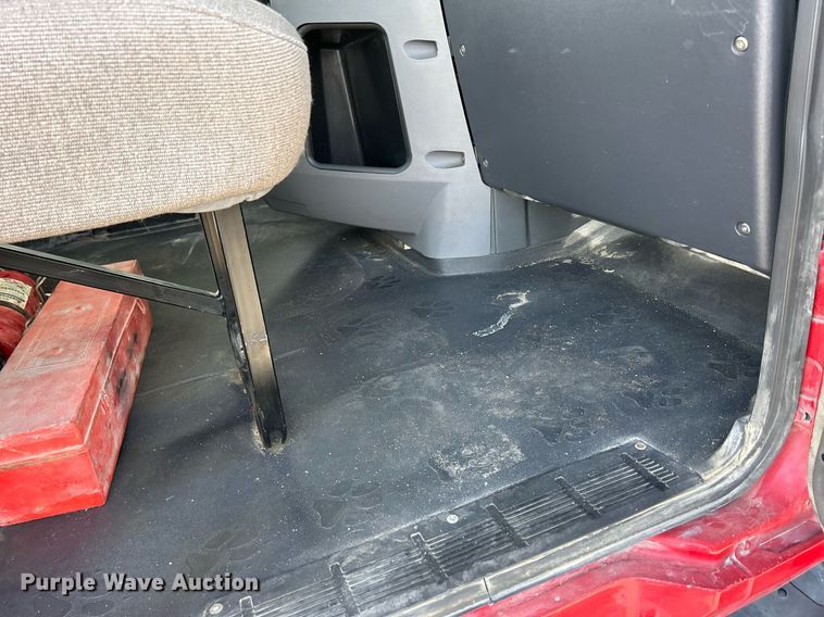 image for item EV9403 2017 Mack CXU613  semi truck