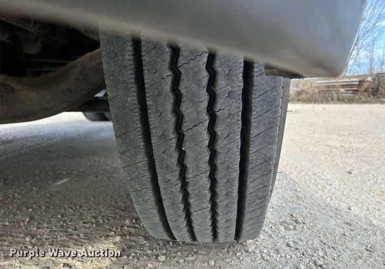 image for item EV9403 2017 Mack CXU613  semi truck