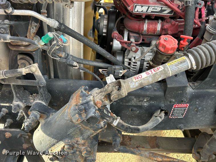 image for item EV9404 2017 Mack CXU613  semi truck