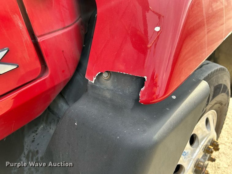 image for item EV9405 2017 Mack CXU613  semi truck