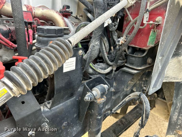 image for item EV9405 2017 Mack CXU613  semi truck