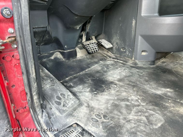 image for item EV9407 2017 Mack CXU613  semi truck