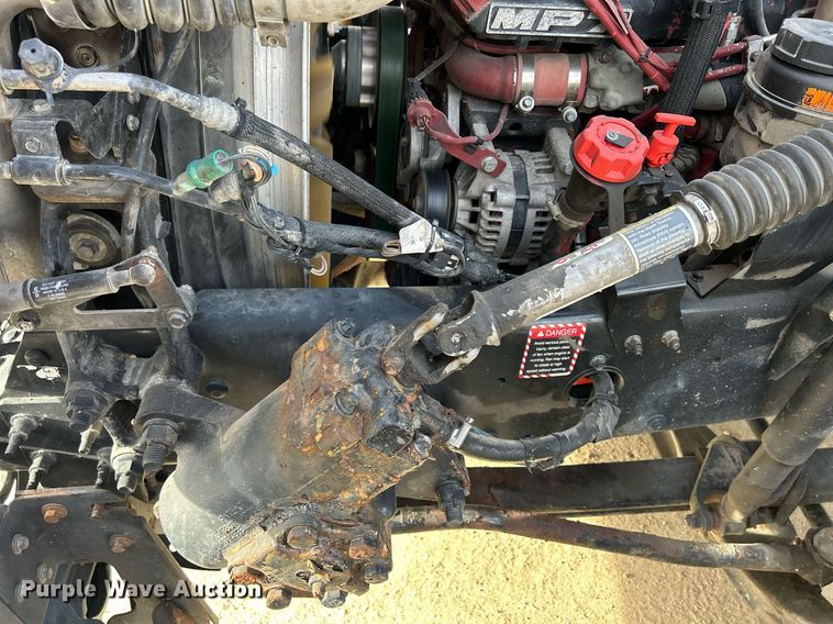 image for item EV9407 2017 Mack CXU613  semi truck