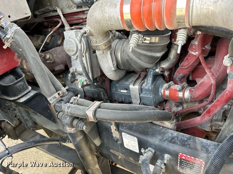 image for item EV9407 2017 Mack CXU613  semi truck