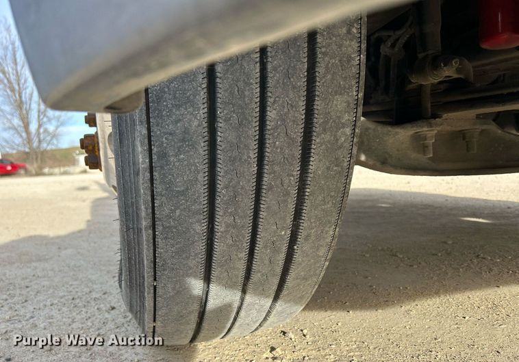 image for item EV9407 2017 Mack CXU613  semi truck