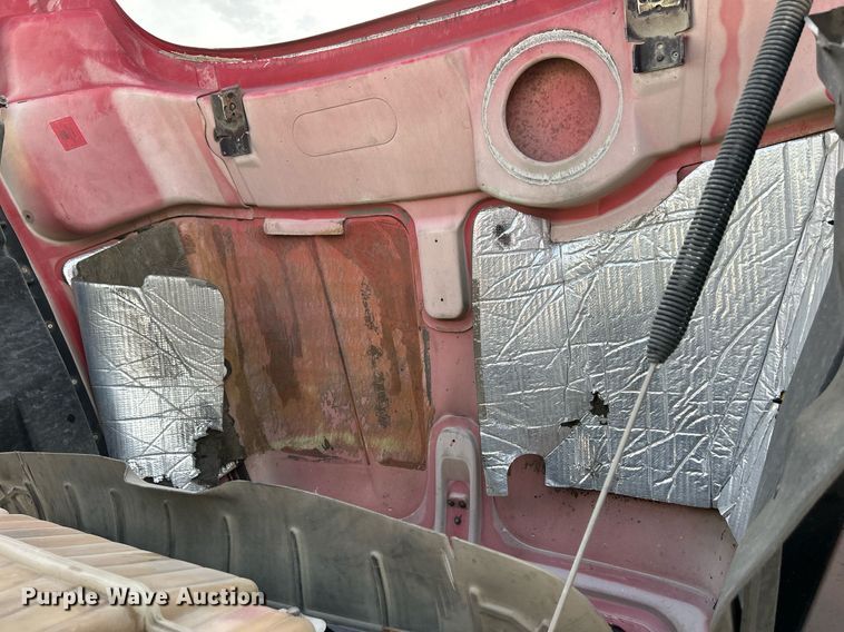 image for item EV9408 2017 Mack CXU613  semi truck