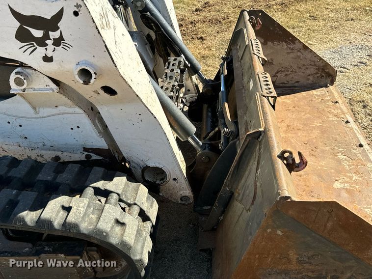 image for item GG9848 2018 Bobcat T595  tracked skid steer loader