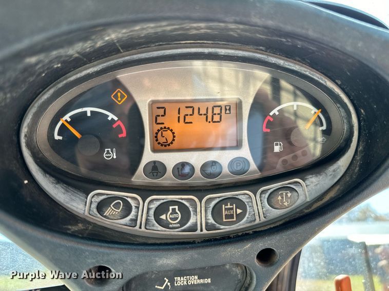 image for item GG9848 2018 Bobcat T595  tracked skid steer loader