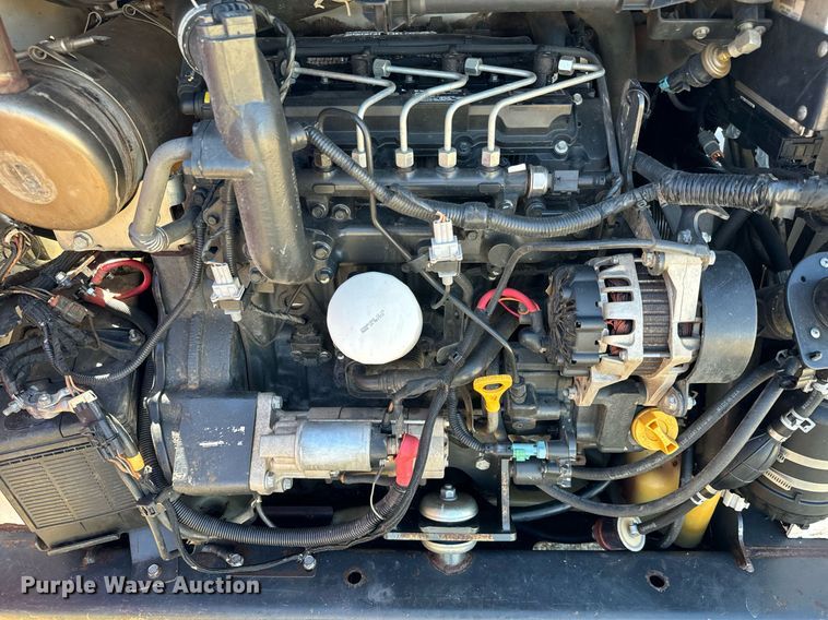 image for item GG9848 2018 Bobcat T595  tracked skid steer loader