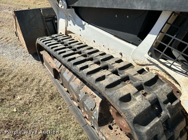 image for item GG9848 2018 Bobcat T595  tracked skid steer loader