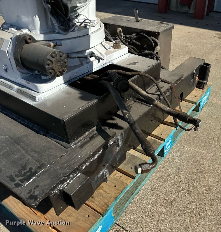 image for item GG9885 2007 IMT 445 3000  truck mounted crane