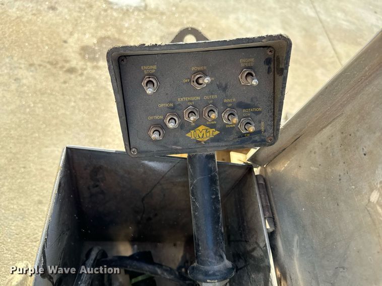 image for item GG9885 2007 IMT 445 3000  truck mounted crane