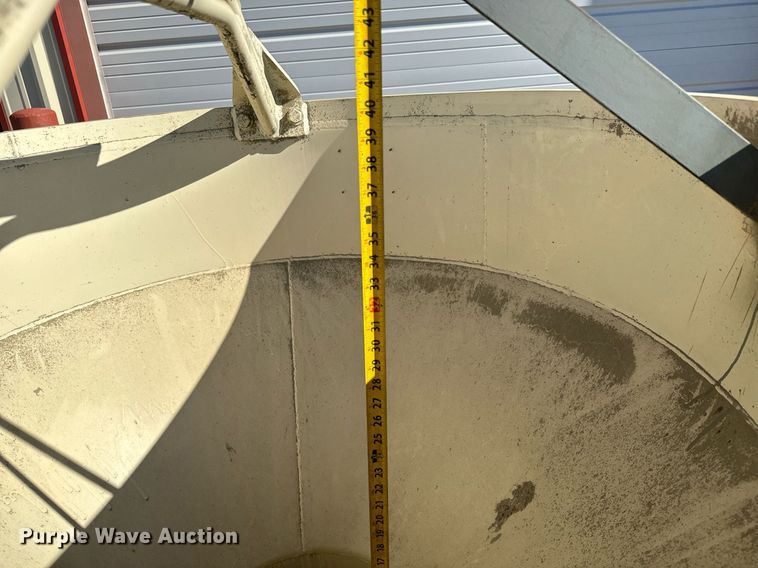 image for item GG9886 2021 Gar-Bro 420-R  concrete bucket