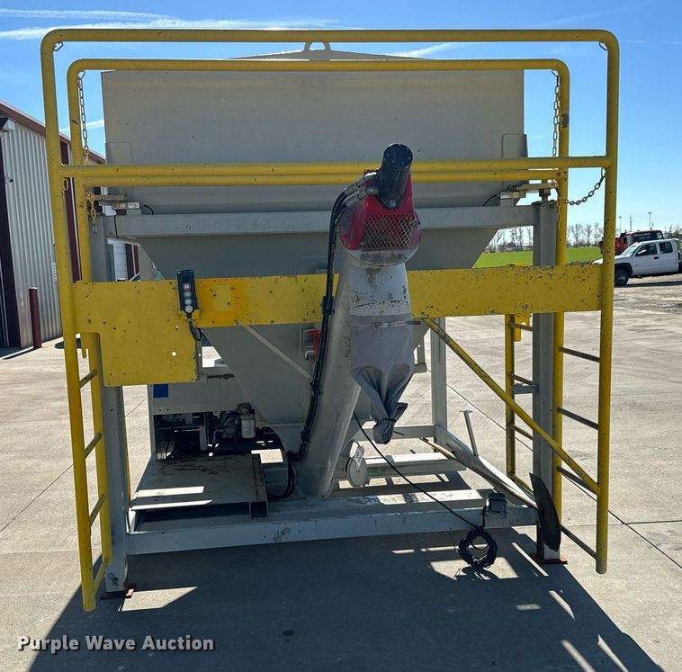 image for item GG9888 DSS Supersax 1500  cement silo