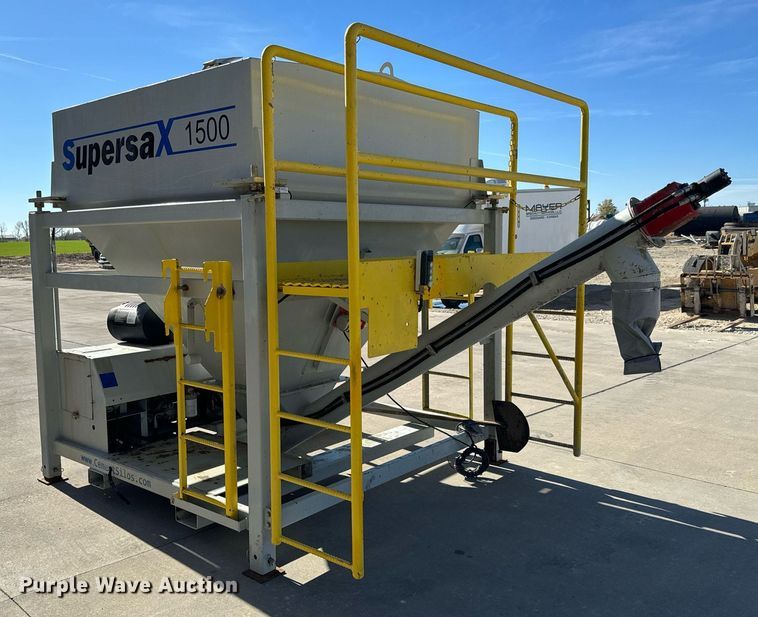 image for item GG9888 DSS Supersax 1500  cement silo