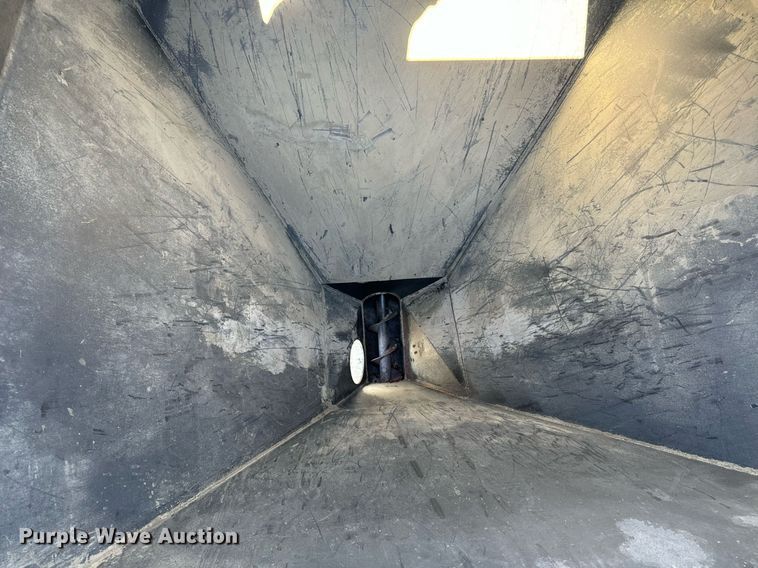 image for item GG9888 DSS Supersax 1500  cement silo